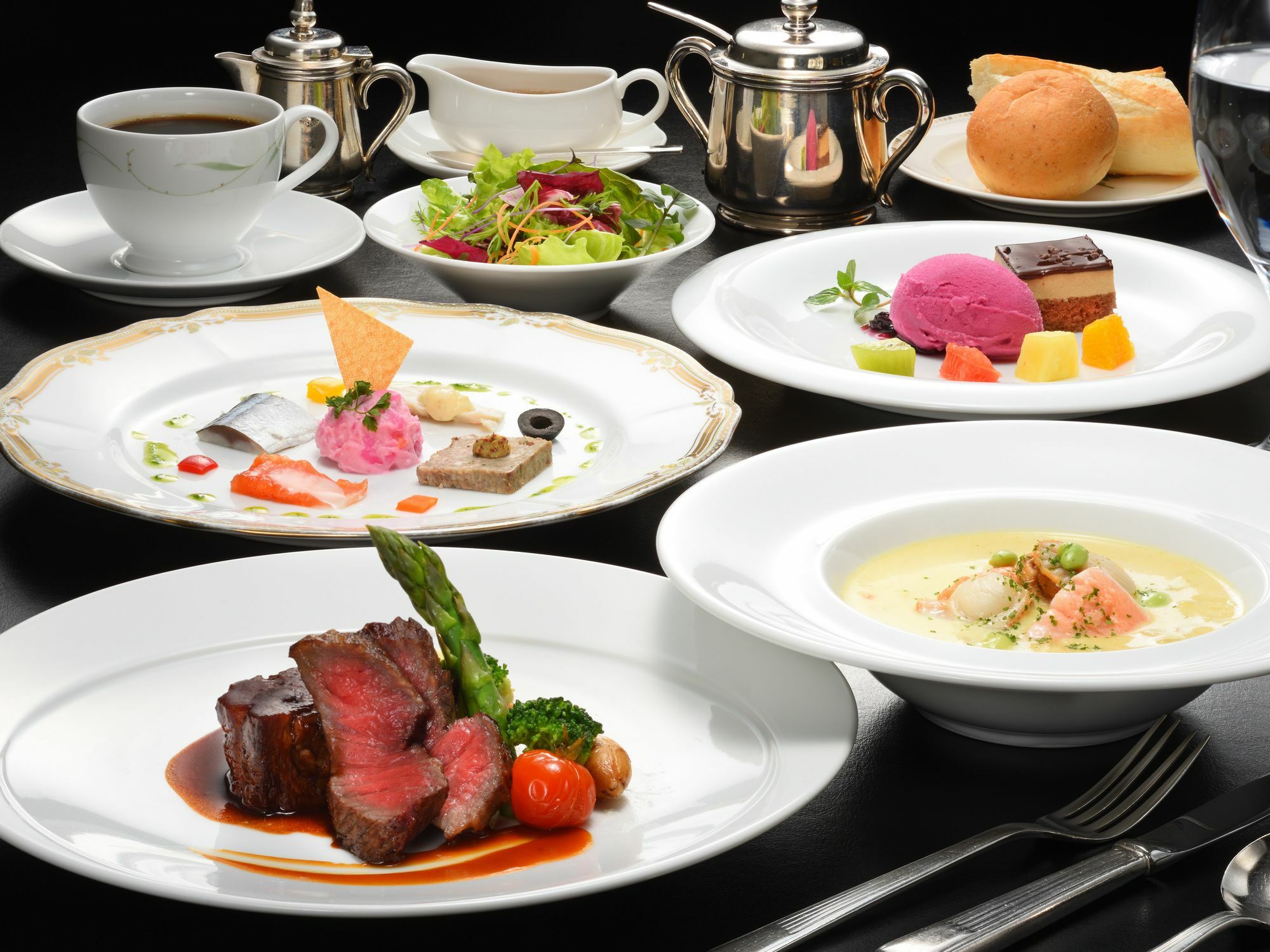 Kosaka Towada Prince Hotel מראה חיצוני תמונה